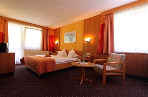 Garni Romantika Hotel Sankt Leonhard im Pitztal