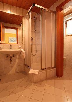 Hotel Garni Romantika St. Leonhard im Pitztal